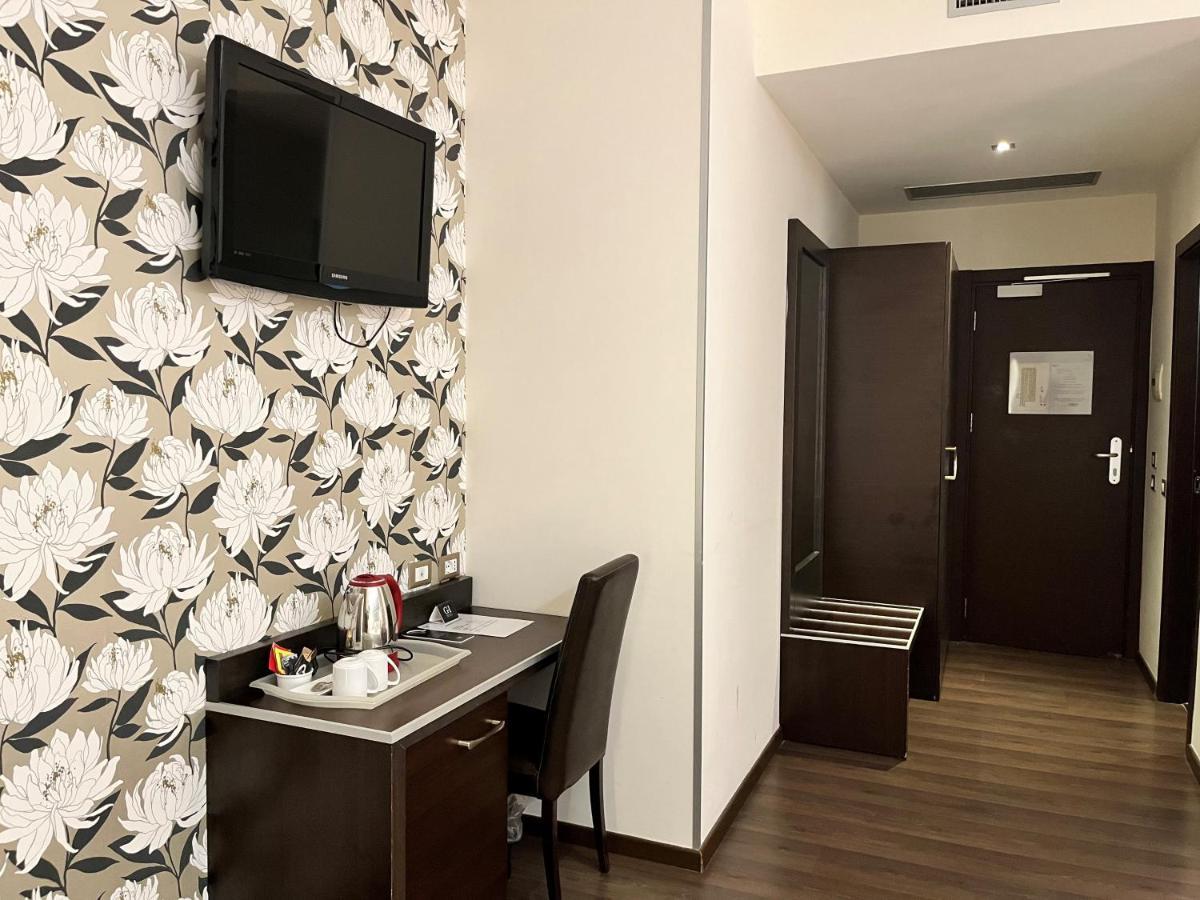 Catone District Hotel Roma Ngoại thất bức ảnh